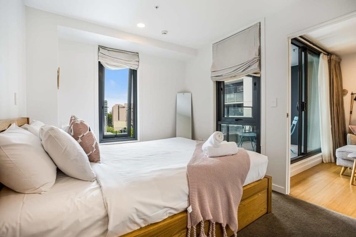 Cosy Two Bedroom Apartment With Balcony Pool And Gym Auckland Exteriér fotografie